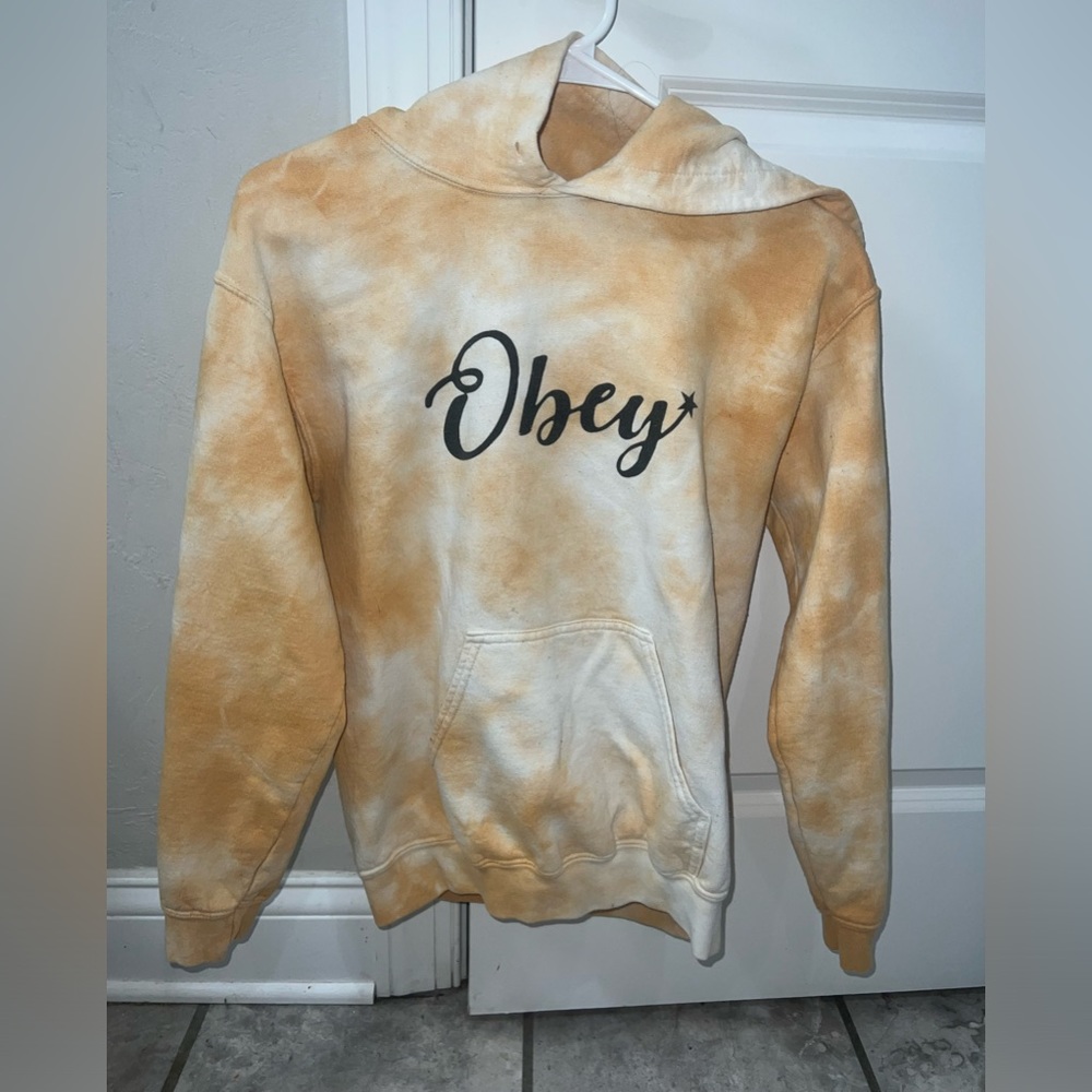 Used Gold Obey Hoodie (No strings) Size Small